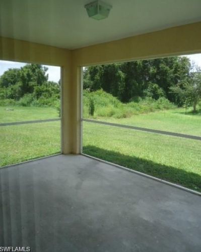 3002 40th St, Lehigh Acres, FL 33976-4652