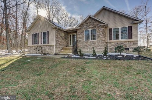 17214 Arrow Point Dr, Madison Mills, VA 22960-3672