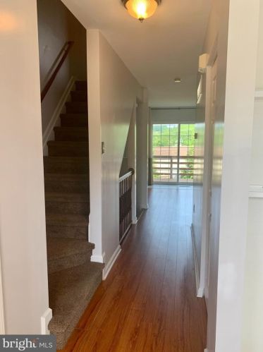 309 Cherry St, Red Lion, PA 17356-1523