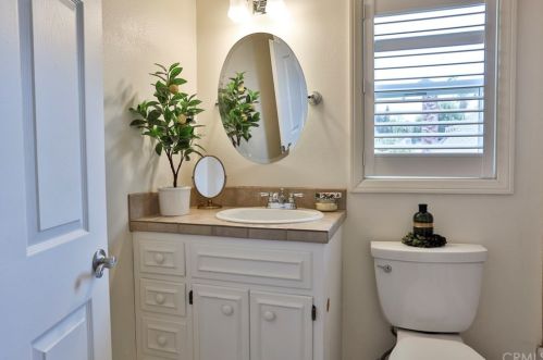 1135 Center St, Redlands CA  92373-6737 exterior