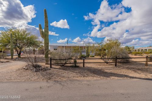 4140 Chacoan Dr, Tucson, AZ 85735-9460