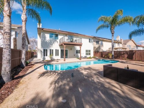 5 Ponte Sonata, Lake Elsinore CA  92532-0236 exterior