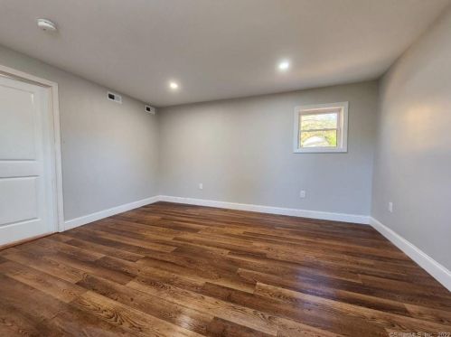 222 Thorpe Ave, Meriden CT  06450-9206 exterior