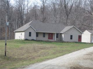 200 Wooded Hills Dr, Greencastle, IN 46135-8315
