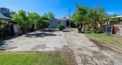 2936 Patterson Rd, Riverbank CA  95367-2811 exterior