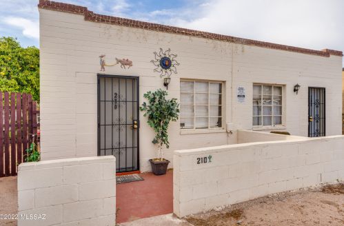 208 Palmdale St, Tucson AZ  85714-1439 exterior