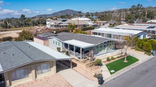 10275 Frontier Trl, Beaumont CA  92223-5475 exterior