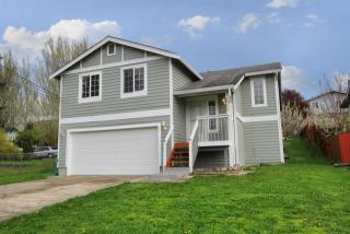 9047 Yakima Ave, Tacoma, WA 98444-4355