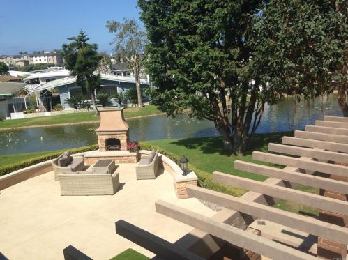 7232 San Bartolo St, Carlsbad CA  92011-4607 exterior