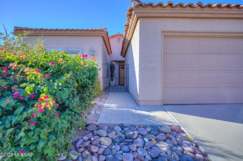 5839 Misty Ridge Dr, Tucson, AZ 85718-3434