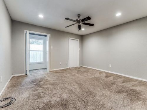 3727 Biddison St, Fort Worth TX  76109-2706 exterior