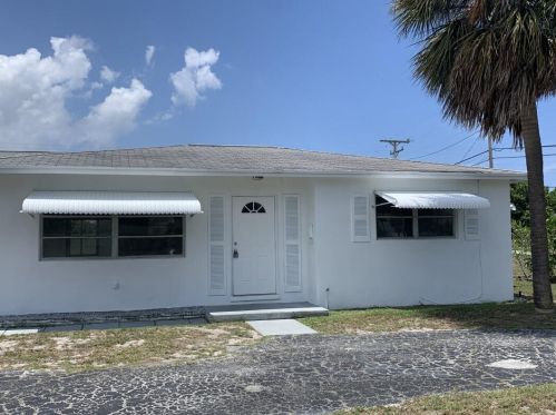 707 Greenbriar Dr, West Palm Beach, FL 33403-2520