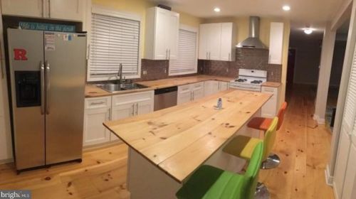 14 Marion Ave, Atlantic City, NJ 08406-3028