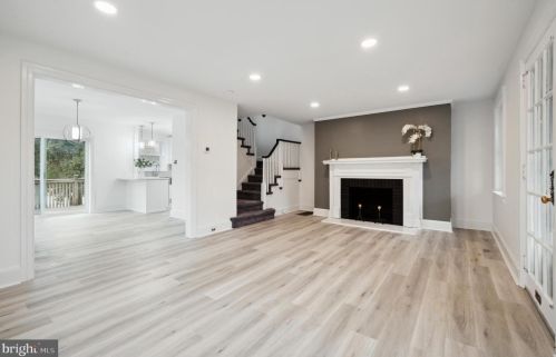 156 Edgemont Ave, Ardmore PA  19003-3111 exterior