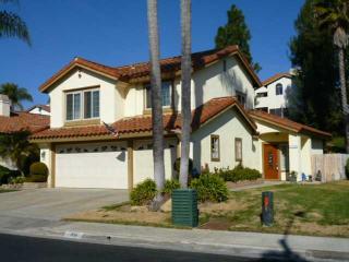 1554 Mallorca Dr, Vista, CA 92081-5012