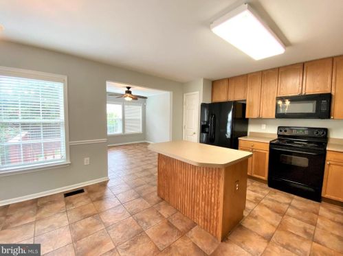 179 Dunlap Dr, Charles Town WV  25414-6509 exterior