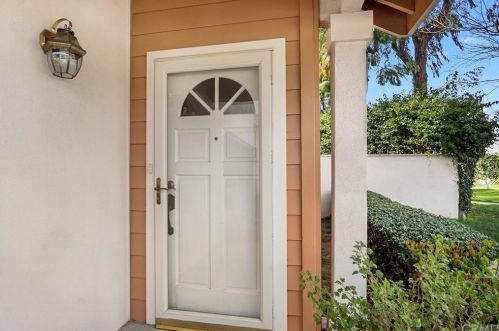 2450 Old Zaferia Way, Long Beach, CA 90804-1551