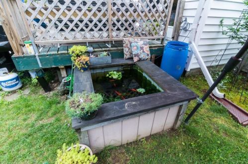 135 Brookside Dr, North Kingstown RI  02852-2005 exterior