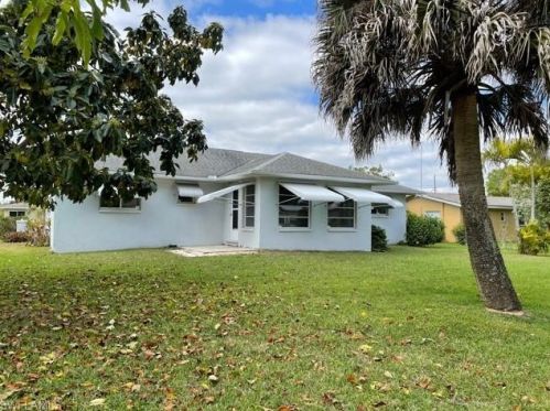 4215 1st Pl, Cape Coral, FL 33904-8303