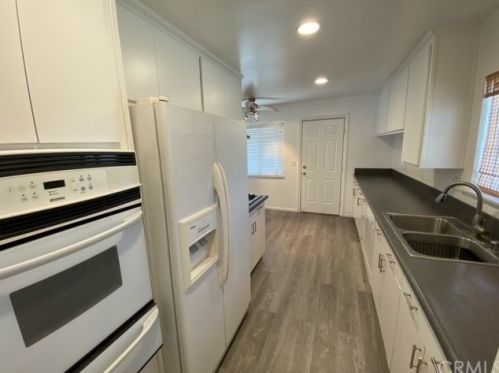 944 Renton St, Long Beach, CA 90745-3420