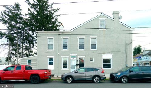 1120 Chambers St, Trenton, NJ 08610-5870