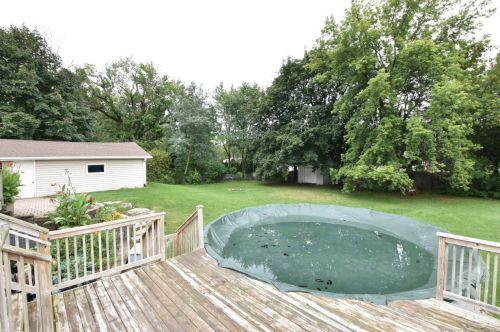 10120 Norwich Ave, Milwaukee WI 53228-2020 exterior