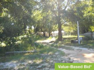 9102 Clear Lake Dr, Youngstown, FL 32466-8372