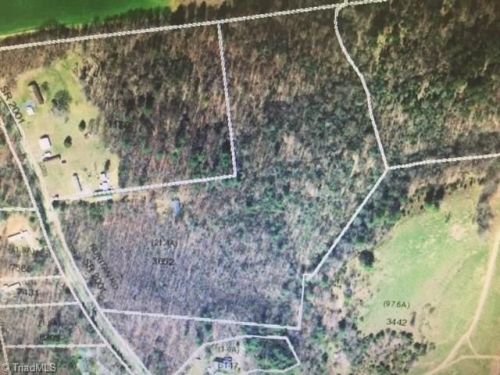 1100 Ruritan Rd, Roaring River, NC 28669-9022
