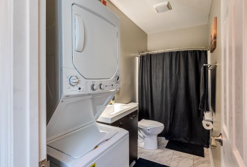 658 Pike St, Covington KY 41011-2127 exterior