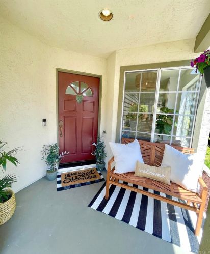 6826 Xana Way, Carlsbad, CA 92009-6030