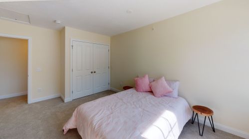 140 Caleb Dr, Danville NH  03819-3037 exterior