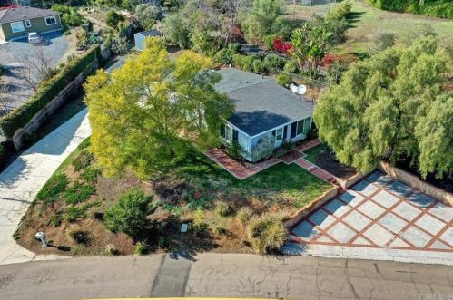 1785 Montgomery Dr, Vista, CA 92084-7629