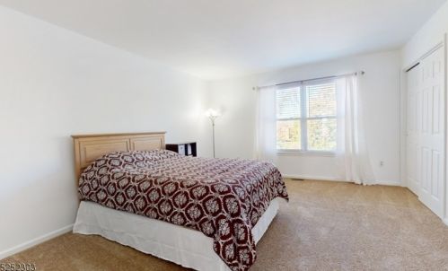 326 Angle Ave, Manville NJ  08835-2318 exterior