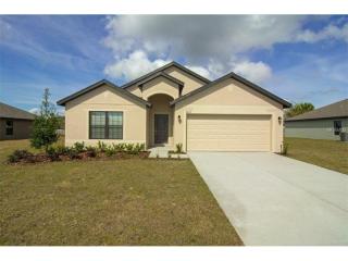 4585 Manica Dr, Tavares, FL 32778-5909