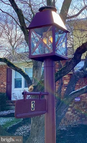 3 Granbury Dr, New Castle, DE 19720-3711