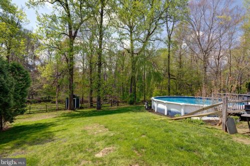 1942 Bergdoll Ave, Boothwyn PA 19061-2618 exterior