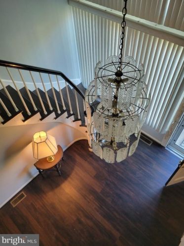 2805 Waterford Dr, Riverton NJ  08077-4424 exterior