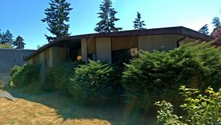 17615 Linden Ave, Seattle, WA 98133-4820