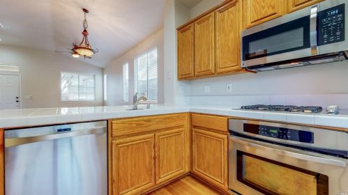1951 Yellow Rose Ln, Santa Rosa CA  95407-4546 exterior