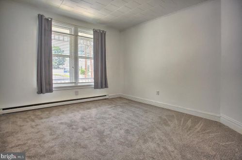 529 West St, Carlisle PA  17013-2838 exterior