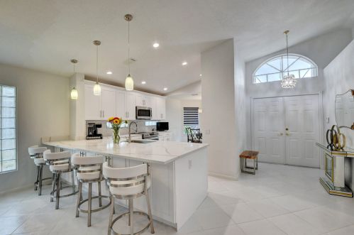 11652 Castellon Ct, Boynton Beach FL  33437-4085 exterior