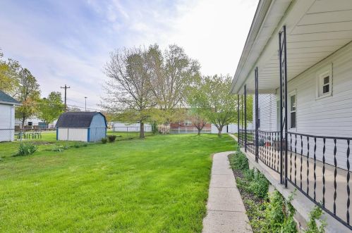 226 Sycamore St, New Haven OH  45030-1131 exterior