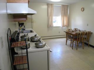 150 Shawn Dr, Bristol CT  06010-1201 exterior