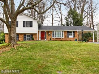 2209 Abbotsford Dr, Vienna, VA 22181-3220
