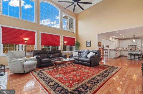 15609 Ryder Cup Dr, Haymarket VA  20169-6160 exterior