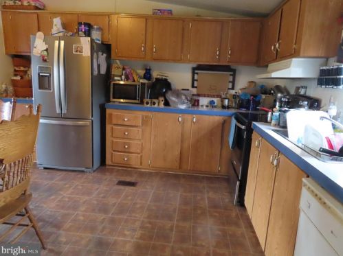 6053 Hager Rd, Upton PA  17225-9006 exterior