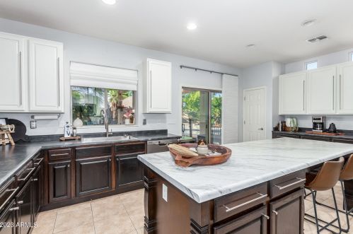 11058 162nd Ln, Sun City, AZ 85379-4601