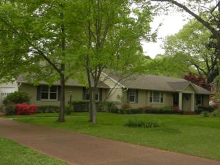 5344 Normandy Ave, Memphis TN  38120-1943 exterior