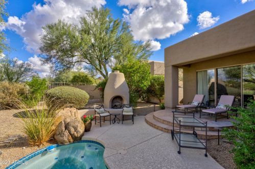 7482 High Pt Dr, Scottsdale AZ  85266-1413 exterior