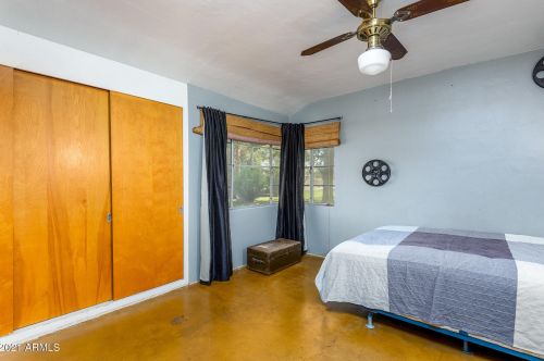 1111 Bethany Home Rd, Phoenix AZ  85014-2229 exterior